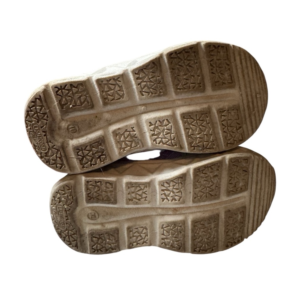 OshKosh B'gosh Lavender Kids Sandals - Picture 4 of 4